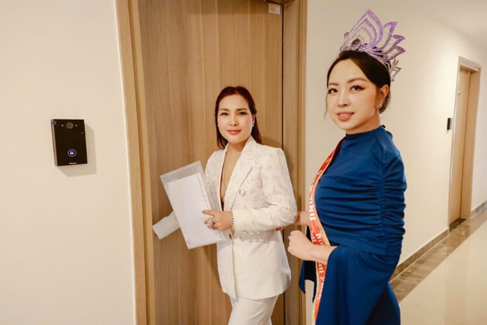 Tân Hoa hậu Doanh nhân Việt Nam 2025 Hoàng Thu Thuỷ khoe vẻ đẹp vương hậu, hé lộ dự án hỗ trợ kinh doanh bảo hiểm Tân Hoa hậu Doanh nhân Việt Nam 2025 Hoàng Thu Thuỷ khoe vẻ đẹp vương hậu, hé lộ dự án hỗ trợ kinh doanh bảo hiểm