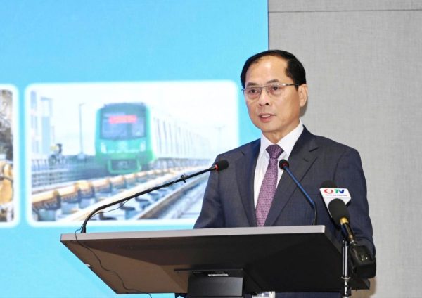 Phát triển công nghiệp hỗ trợ ngành cơ khí Việt Nam gắn với sản xuất, lắp ráp ô tô trong nước, phát triển hệ thống đường sắt Việt Nam Phát triển công nghiệp hỗ trợ ngành cơ khí Việt Nam gắn với sản xuất, lắp ráp ô tô trong nước, phát triển hệ thống đường sắt Việt Nam