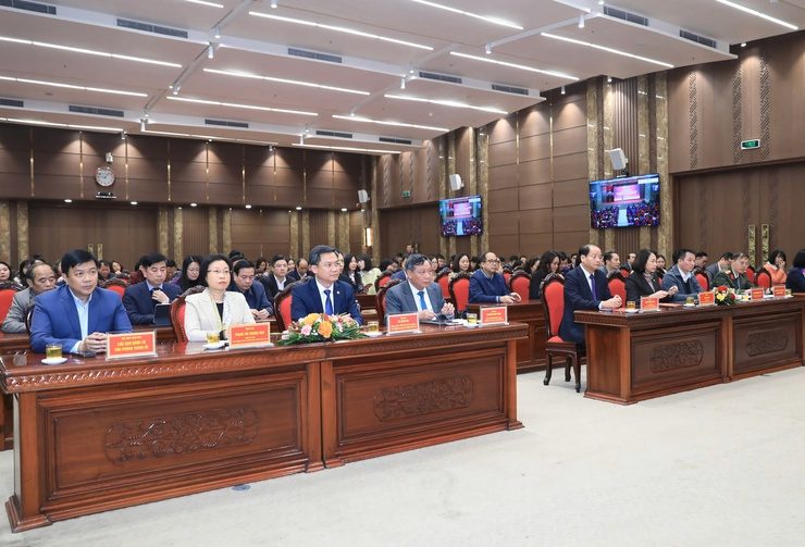 Phát động Cuộc thi chính luận về bảo vệ nền tảng tư tưởng của Đảng 2025 Phát động Cuộc thi chính luận về bảo vệ nền tảng tư tưởng của Đảng 2025