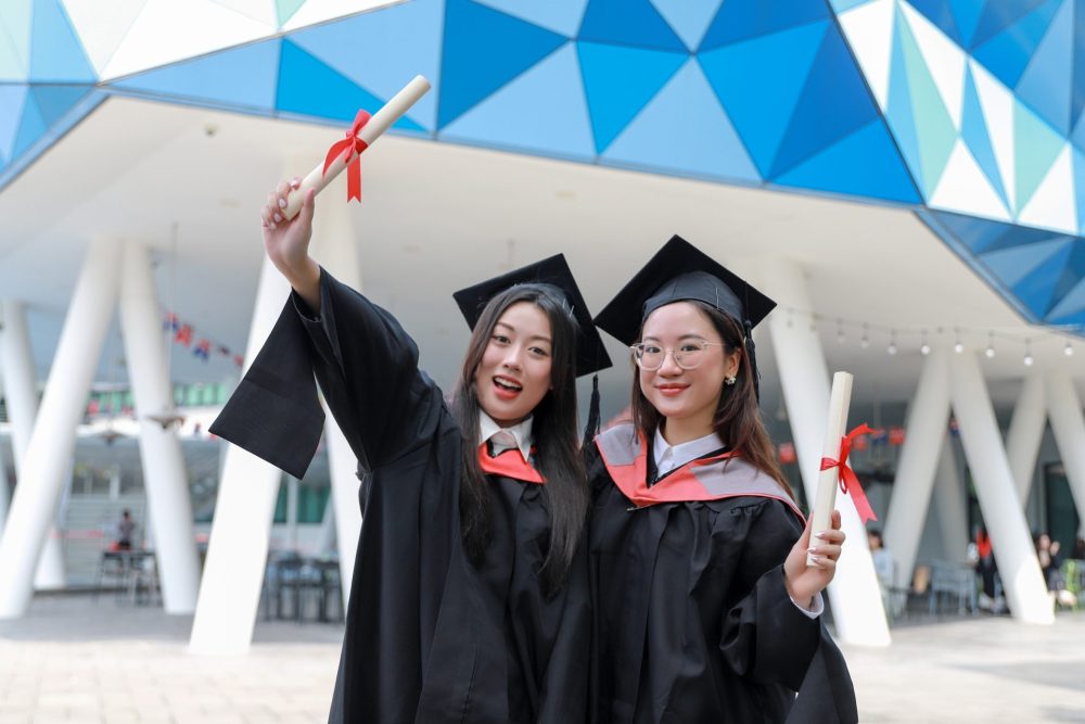 Trường đại học số hóa chương trình “săn” học bổng, học sinh vào chặng đua nước rút Trường đại học số hóa chương trình “săn” học bổng, học sinh vào chặng đua nước rút