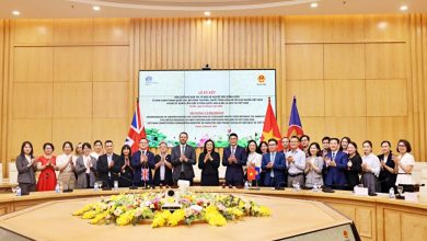 Lễ ký kết Bản ghi nhớ hợp tác về bảo vệ người tiêu dùng giữa Ủy ban Cạnh tranh Quốc gia và Đại sứ quán Liên hiệp Vương quốc Anh và Bắc Ai-len Lễ ký kết Bản ghi nhớ hợp tác về bảo vệ người tiêu dùng giữa Ủy ban Cạnh tranh Quốc gia và Đại sứ quán Liên hiệp Vương quốc Anh và Bắc Ai-len