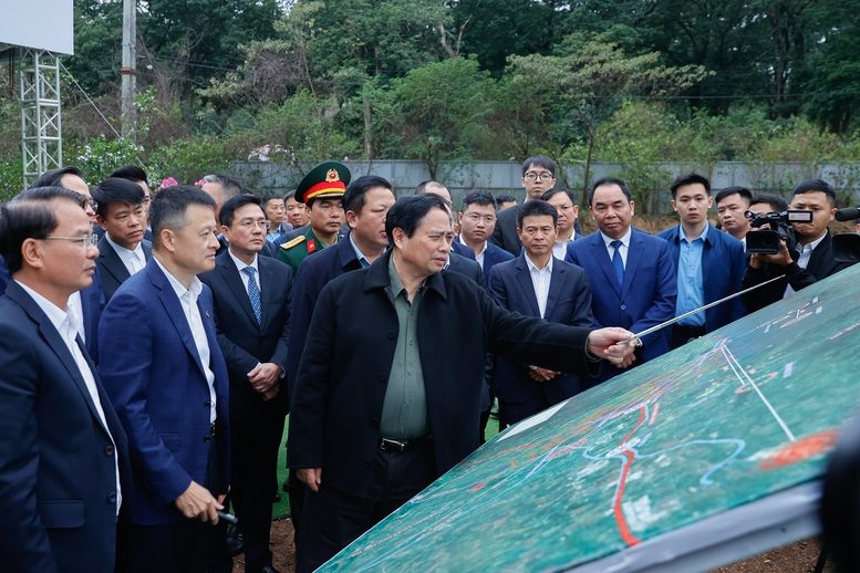 Thủ tướng thăm nhà máy thịt bò do các tập đoàn hàng đầu Việt - Nhật đầu tư Thủ tướng thăm nhà máy thịt bò do các tập đoàn hàng đầu Việt - Nhật đầu tư