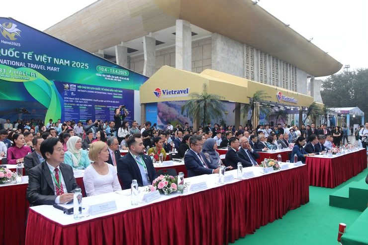 Hội chợ Du lịch quốc tế Việt Nam - VITM Hà Nội 2025 diễn ra từ 10/4 đến hết ngày 13/4/2025 Hội chợ Du lịch quốc tế Việt Nam - VITM Hà Nội 2025 diễn ra từ 10/4 đến hết ngày 13/4/2025