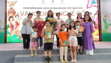 Khơi dậy tình yêu văn hóa truyền thống qua bộ sách "Vang danh nghề cổ" Khơi dậy tình yêu văn hóa truyền thống qua bộ sách "Vang danh nghề cổ"