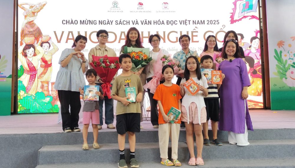 Khơi dậy tình yêu văn hóa truyền thống qua bộ sách  Khơi dậy tình yêu văn hóa truyền thống qua bộ sách