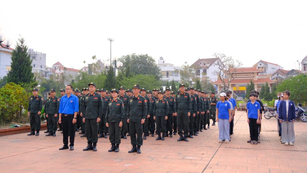 Tăng cường giáo dục truyền thống, trân trọng giá trị hoà bình nhân kỷ niệm 50 năm thống nhất Đất nước Tăng cường giáo dục truyền thống, trân trọng giá trị hoà bình nhân kỷ niệm 50 năm thống nhất Đất nước