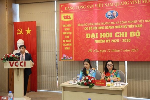 Từ thực tiễn doanh nghiệp, ba Chi bộ VCCI khẳng định vai trò hạt nhân chính trị Từ thực tiễn doanh nghiệp, ba Chi bộ VCCI khẳng định vai trò hạt nhân chính trị
