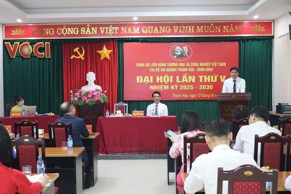 Từ thực tiễn doanh nghiệp, ba Chi bộ VCCI khẳng định vai trò hạt nhân chính trị Từ thực tiễn doanh nghiệp, ba Chi bộ VCCI khẳng định vai trò hạt nhân chính trị