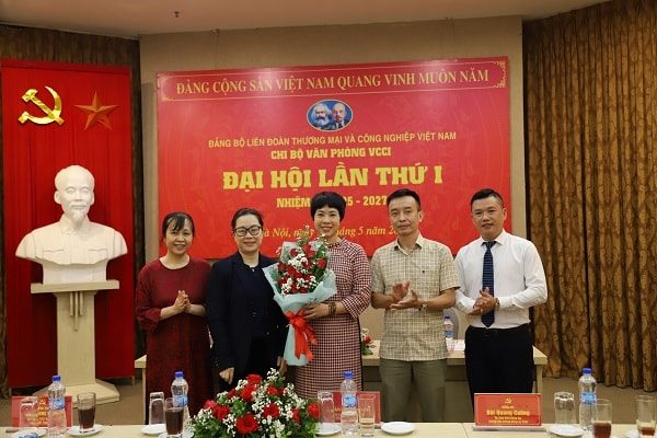 Củng cố hạt nhân chính trị, nâng tầm công tác tổ chức tại VCCI Củng cố hạt nhân chính trị, nâng tầm công tác tổ chức tại VCCI