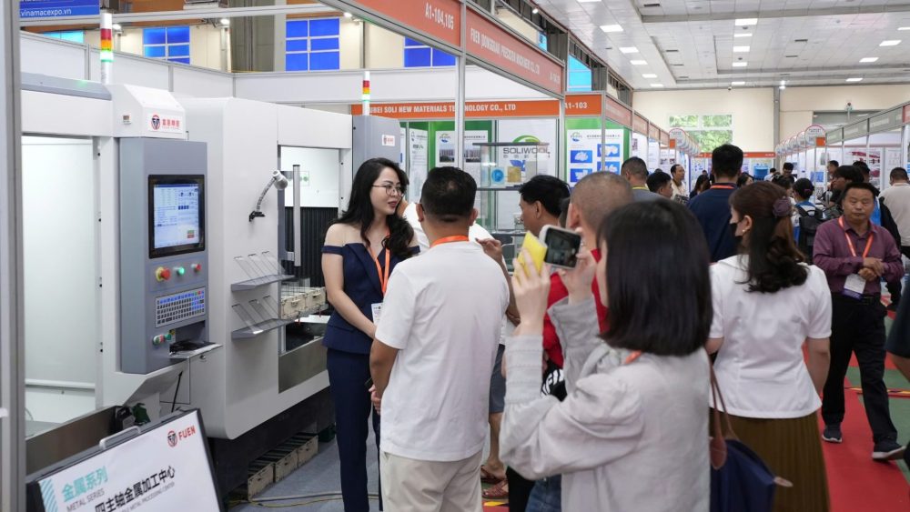 Khai mạc Triển lãm Quốc tế về Máy móc, Thiết bị, Công nghệ và Sản phẩm Công nghiệp lần thứ 21 - Vinamac Expo 2025