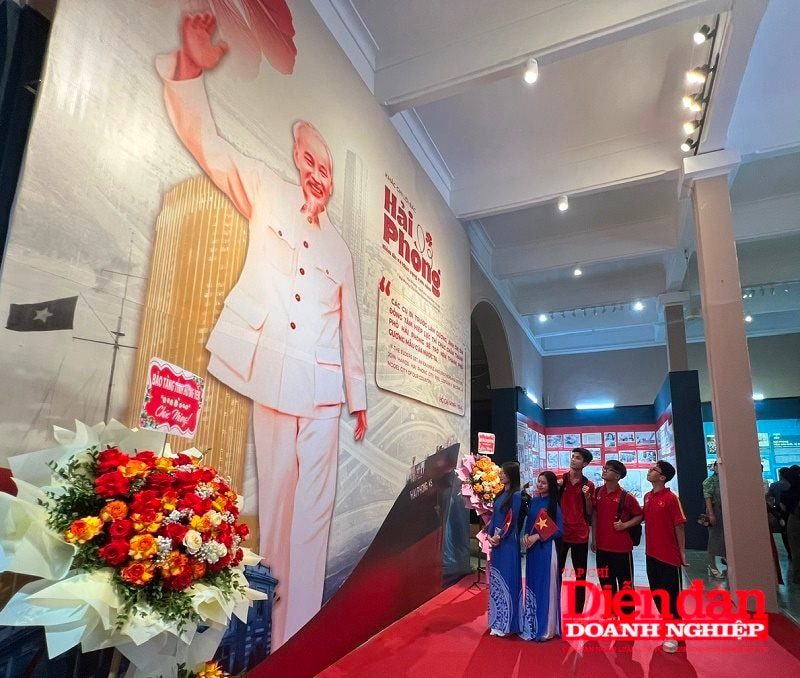 Lời căn dặn của Bác như ngọn hải đăng soi sáng để Hải Phòng vững bước vươn xa Lời căn dặn của Bác như ngọn hải đăng soi sáng để Hải Phòng vững bước vươn xa
