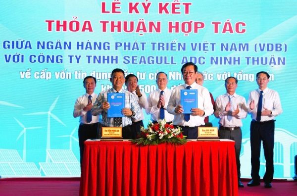 HỘI NGHỊ KẾT NỐI NHÀ ĐẦU TƯ VÀ TRIỂN KHAI CHÍNH SÁCH TÍN DỤNG ĐẦU TƯ CỦA NHÀ NƯỚC TẠI NINH THUẬN HỘI NGHỊ KẾT NỐI NHÀ ĐẦU TƯ VÀ TRIỂN KHAI CHÍNH SÁCH TÍN DỤNG ĐẦU TƯ CỦA NHÀ NƯỚC TẠI NINH THUẬN