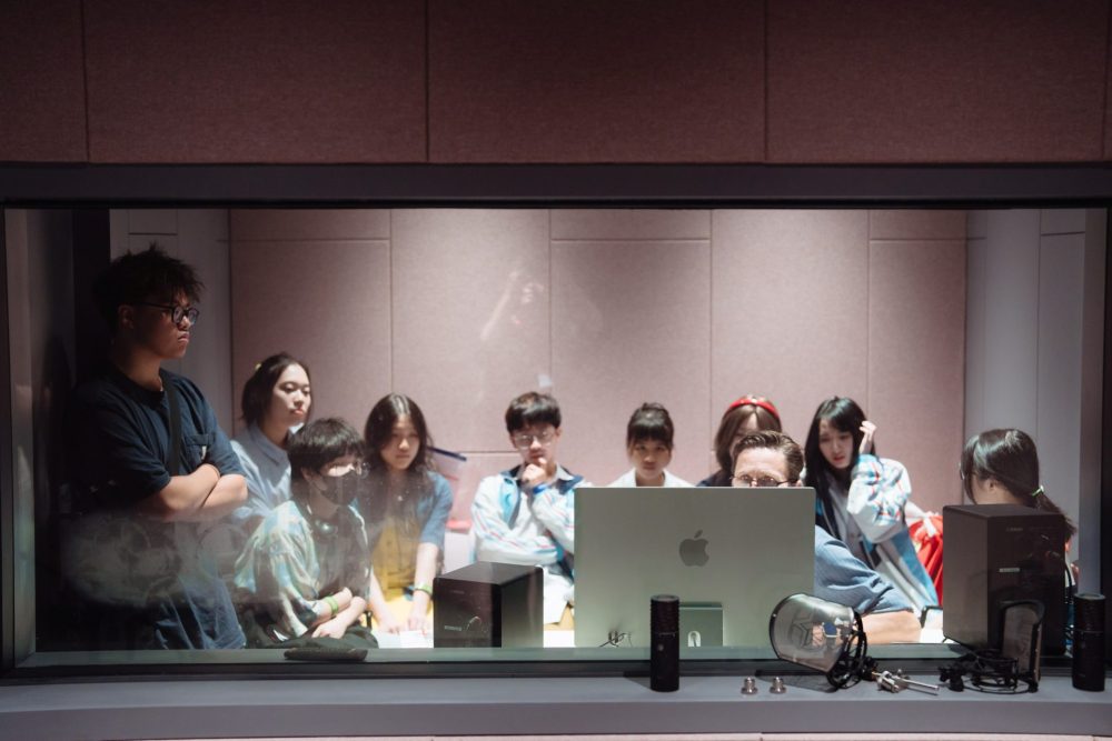 Thị trường tỷ đô và 'cơn khát' nhân lực: Vì sao ngành làm phim hấp dẫn? Thị trường tỷ đô và 'cơn khát' nhân lực: Vì sao ngành làm phim hấp dẫn?