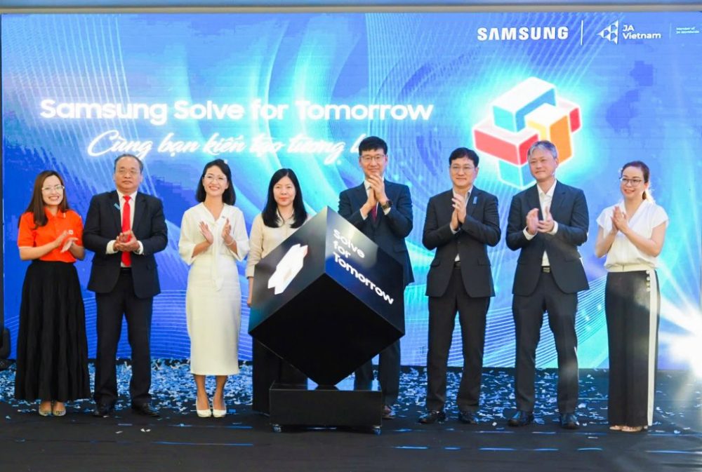 Samsung khởi động cuộc thi Samsung Solve for Tomorrow 2025 tại khu vực miền Trung Samsung khởi động cuộc thi Samsung Solve for Tomorrow 2025 tại khu vực miền Trung
