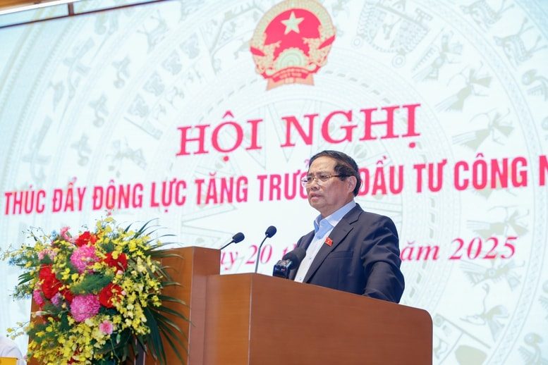 Yêu cầu giải ngân 100% đầu tư công: Mệnh lệnh và khát vọng Yêu cầu giải ngân 100% đầu tư công: Mệnh lệnh và khát vọng