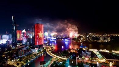 TP HCM rực rỡ pháo hoa và 10.500 drone mừng 50 năm thống nhất đất nước