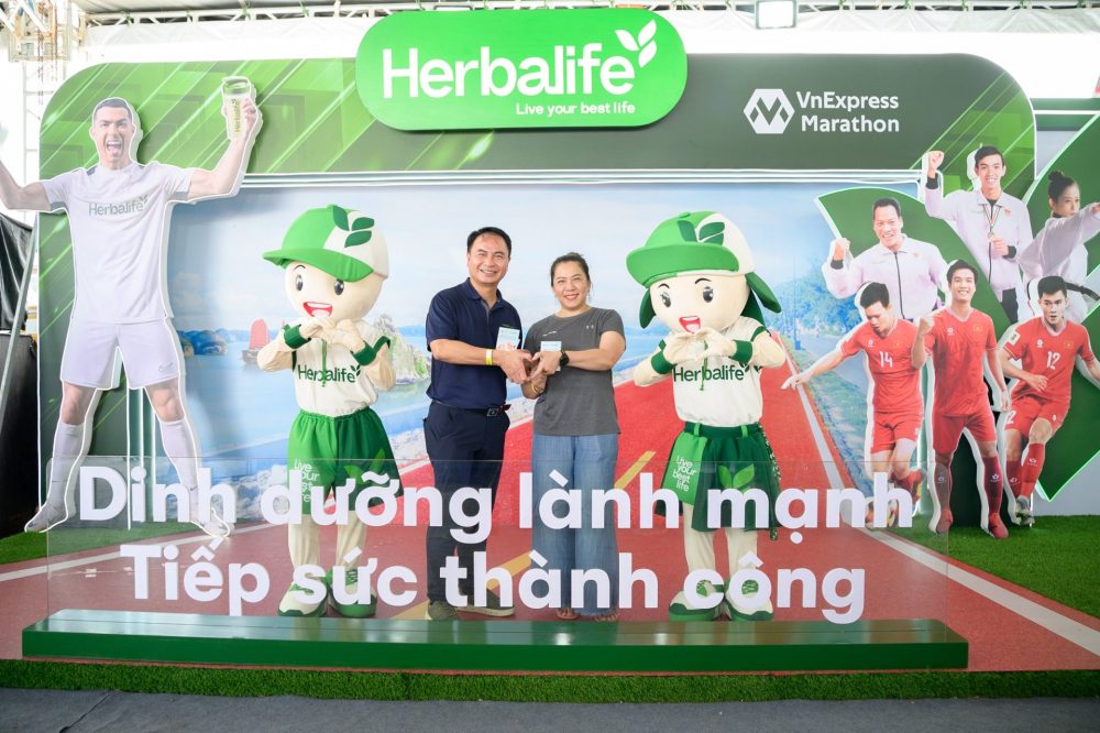 Herbalife Việt Nam đồng hành cùng giải chạy VnExpress Marathon Hạ Long 2025