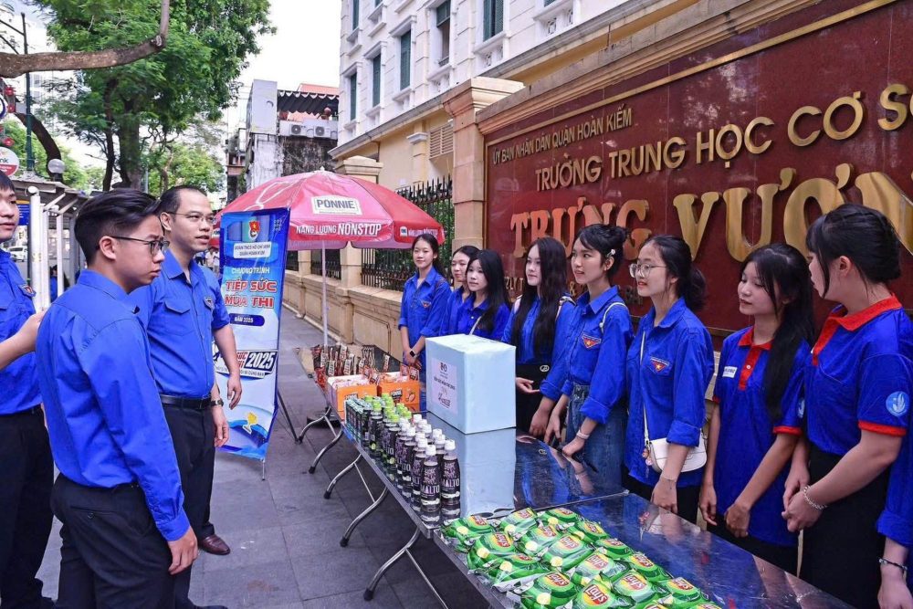 Tiếp sức mùa thi 2025 ứng dụng công nghệ, lan tỏa tinh thần tình nguyện