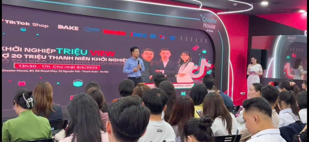 Khởi nghiệp “Triệu Views” và đạo đức trong kinh doanh thương mại điện tử Khởi nghiệp “Triệu Views” và đạo đức trong kinh doanh thương mại điện tử