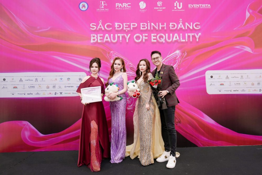 Hoa hậu Huỳnh Thanh Thúy rạng rỡ làm khách mời danh dự tại “Sắc đẹp Bình đẳng 2025” Hoa hậu Huỳnh Thanh Thúy rạng rỡ làm khách mời danh dự tại “Sắc đẹp Bình đẳng 2025”