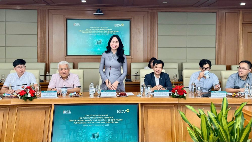 Cục Thương mại điện tử và Kinh tế số và BIDV ký kết hợp tác chiến lược phát triển thương mại điện tử Cục Thương mại điện tử và Kinh tế số và BIDV ký kết hợp tác chiến lược phát triển thương mại điện tử