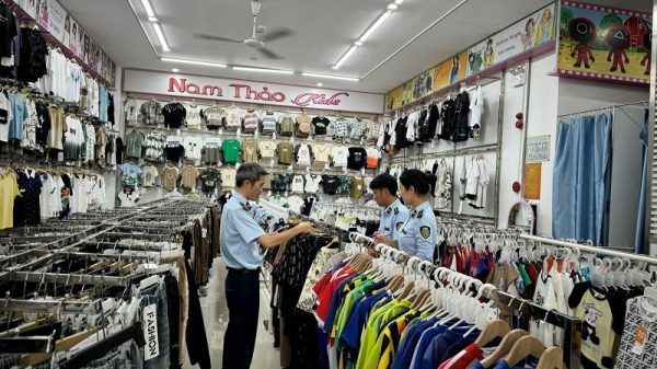 Hiện tượng “bất thường” tại nhiều cửa hàng thời trang, mỹ phẩm ở thành phố Thanh Hóa Hiện tượng “bất thường” tại nhiều cửa hàng thời trang, mỹ phẩm ở thành phố Thanh Hóa