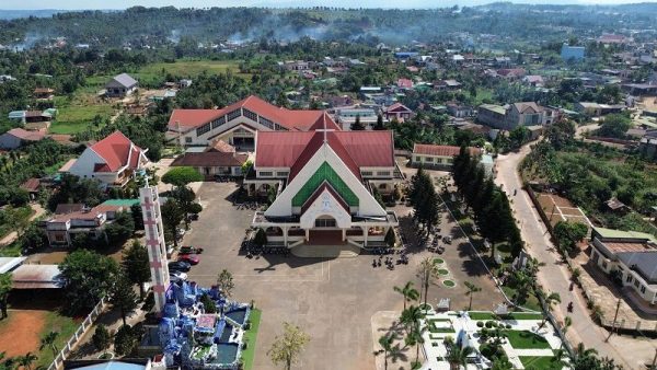 Đắk Nông phát huy sức mạnh đoàn kết dân tộc và tôn giáo Đắk Nông phát huy sức mạnh đoàn kết dân tộc và tôn giáo