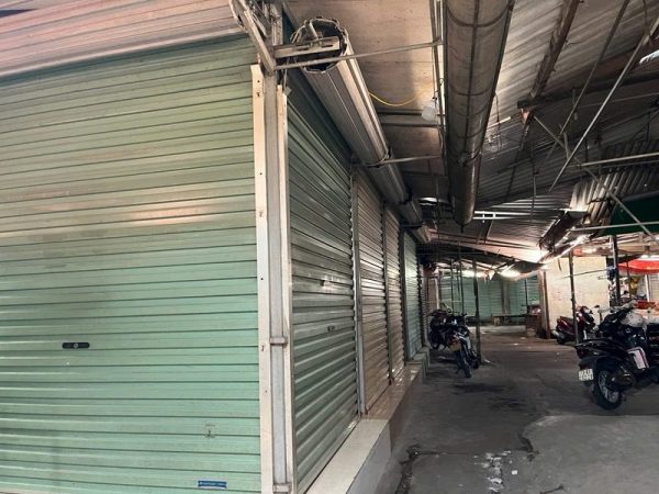 Hiện tượng “bất thường” tại nhiều cửa hàng thời trang, mỹ phẩm ở thành phố Thanh Hóa Hiện tượng “bất thường” tại nhiều cửa hàng thời trang, mỹ phẩm ở thành phố Thanh Hóa