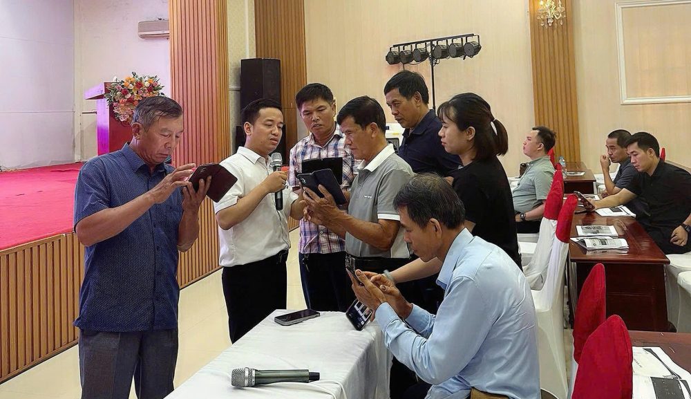 Hưng Yên đẩy mạnh hỗ trợ doanh nghiệp bước vào nền kinh tế số Hưng Yên đẩy mạnh hỗ trợ doanh nghiệp bước vào nền kinh tế số