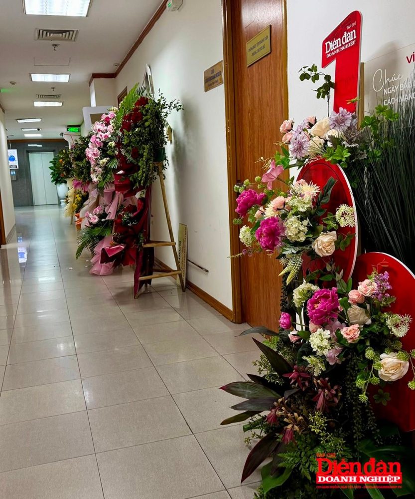 Tạp chí Diễn đàn Doanh nghiệp trân trọng cảm ơn Tạp chí Diễn đàn Doanh nghiệp trân trọng cảm ơn