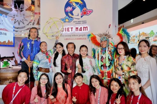 Hợp tác văn hoá nghệ thuật giữa Nhà triển lãm Việt Nam và Nhà triển lãm Hoa Kỳ để lại dấu ấn đặc sắc tại EXPO 2025 Hợp tác văn hoá nghệ thuật giữa Nhà triển lãm Việt Nam và Nhà triển lãm Hoa Kỳ để lại dấu ấn đặc sắc tại EXPO 2025