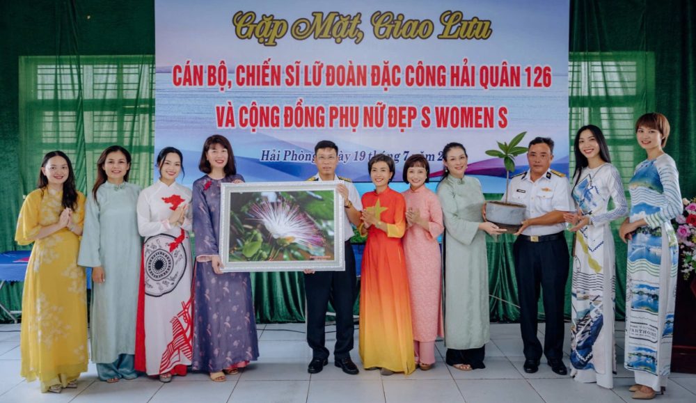 Từ trái tim hậu phương đến Trường Sa thân yêu Từ trái tim hậu phương đến Trường Sa thân yêu