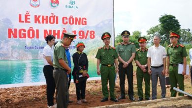 Tuổi trẻ Công an nhân dân thắp lửa tri ân, trao yêu thương đến vùng biên Tuổi trẻ Công an nhân dân thắp lửa tri ân, trao yêu thương đến vùng biên