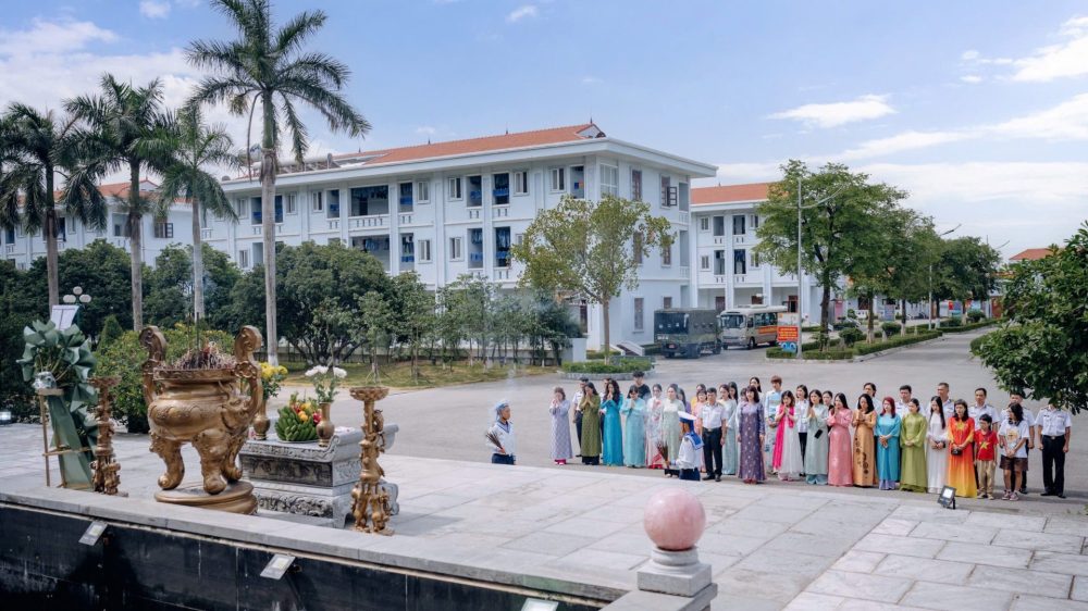 Từ trái tim hậu phương đến Trường Sa thân yêu Từ trái tim hậu phương đến Trường Sa thân yêu