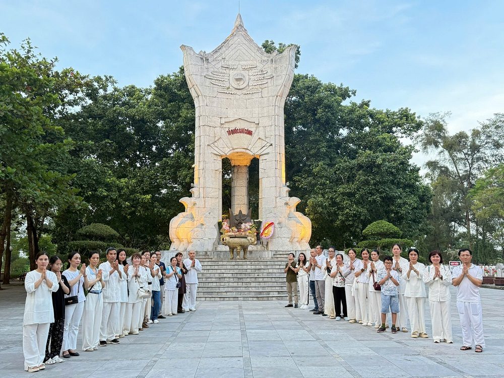 HÀNH TRÌNH “VỀ MIỀN XA THẲM 2025” - CẦU SIÊU DỌC DÃY TRƯỜNG SƠN HÀNH TRÌNH “VỀ MIỀN XA THẲM 2025” - CẦU SIÊU DỌC DÃY TRƯỜNG SƠN
