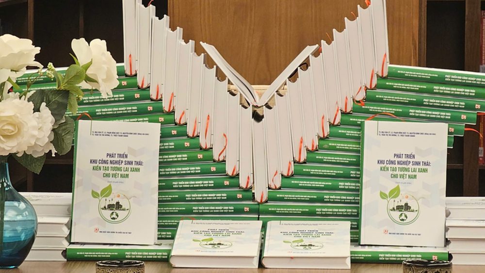 Luật sư – Doanh nhân Phạm Hồng Điệp được phong tặng danh hiệu Giáo sư danh dự tại Mỹ