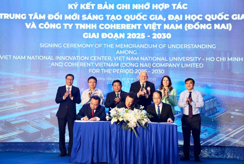 Khánh thành nhà máy sản xuất chất bán dẫn của Mỹ tại Nhơn Trạch Khánh thành nhà máy sản xuất chất bán dẫn của Mỹ tại Nhơn Trạch