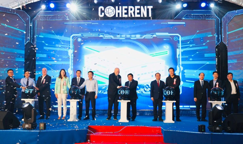 Khánh thành nhà máy sản xuất chất bán dẫn của Mỹ tại Nhơn Trạch Khánh thành nhà máy sản xuất chất bán dẫn của Mỹ tại Nhơn Trạch