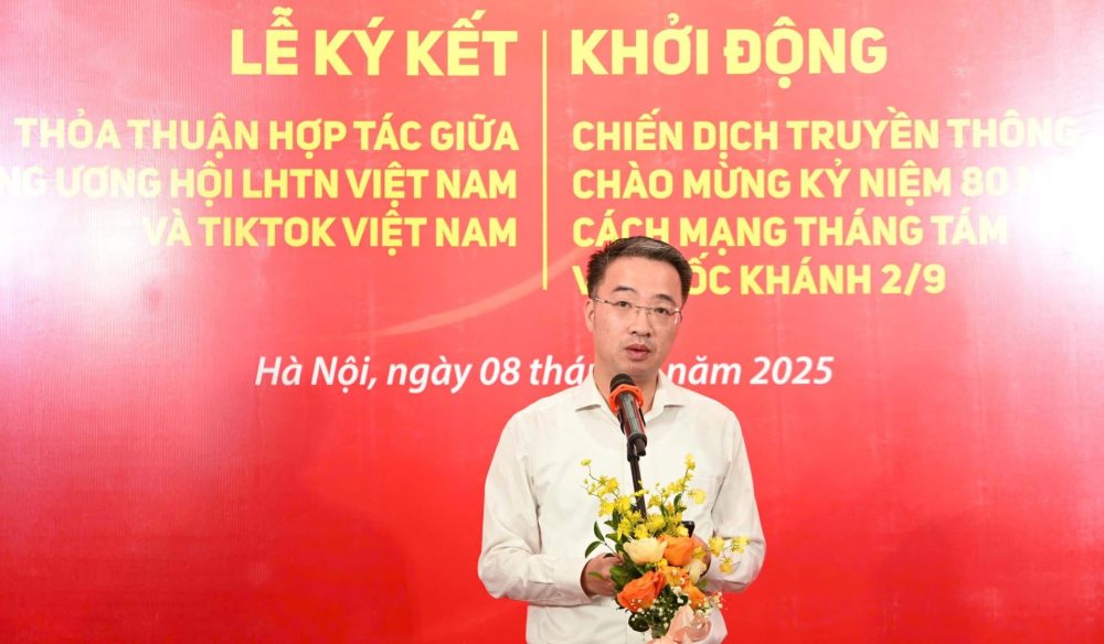 Phát động Chiến dịch truyền thông “Tôi yêu Tổ quốc tôi” Phát động Chiến dịch truyền thông “Tôi yêu Tổ quốc tôi”