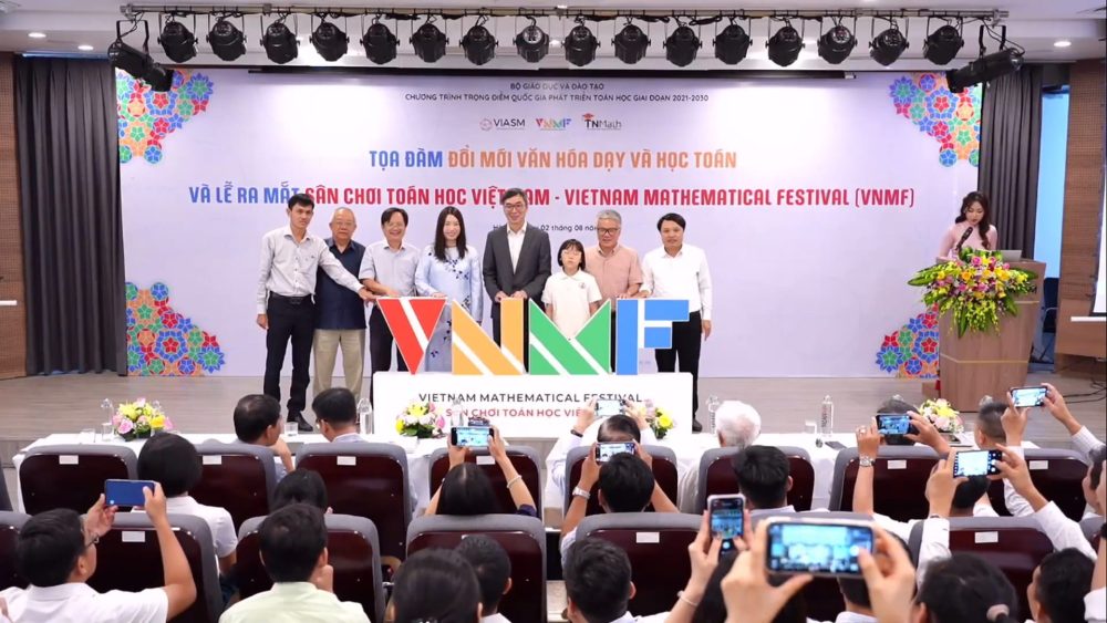 Sân chơi Toán học Việt Nam: Hỗ trợ đào tạo tài năng và nâng cao chất lượng nguồn nhân lực ngành Toán Sân chơi Toán học Việt Nam: Hỗ trợ đào tạo tài năng và nâng cao chất lượng nguồn nhân lực ngành Toán