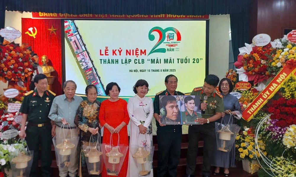 Lễ kỷ niệm 20 năm thành lập câu lạc bộ “Mãi mãi tuổi 20” Lễ kỷ niệm 20 năm thành lập câu lạc bộ “Mãi mãi tuổi 20”