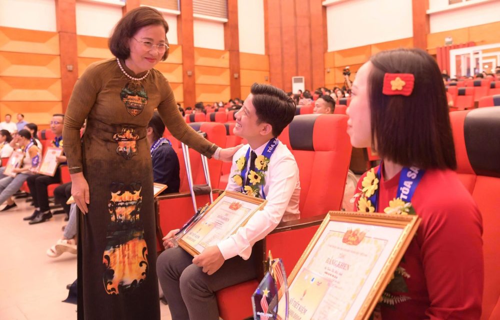 “Tỏa sáng Nghị lực Việt” 2025: Vinh danh 25 gương thanh niên khuyết tật tiêu biểu “Tỏa sáng Nghị lực Việt” 2025: Vinh danh 25 gương thanh niên khuyết tật tiêu biểu