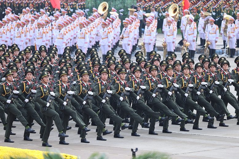 TỔNG THUẬT: Lễ Tổng duyệt chương trình diễu binh, diễu hành kỷ niệm 80 năm Quốc khánh 2/9 TỔNG THUẬT: Lễ Tổng duyệt chương trình diễu binh, diễu hành kỷ niệm 80 năm Quốc khánh 2/9