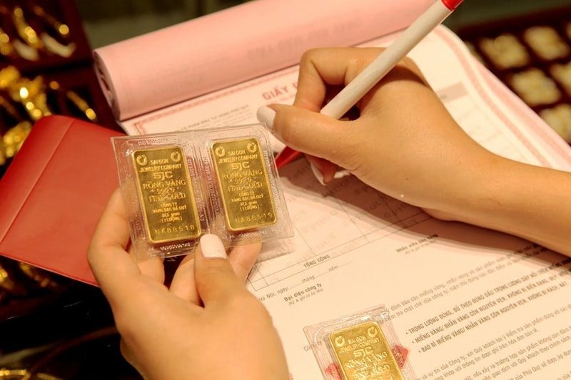 “Hạ nhiệt” thị trường vàng: Cần sớm đưa chính sách vào thực tế “Hạ nhiệt” thị trường vàng: Cần sớm đưa chính sách vào thực tế