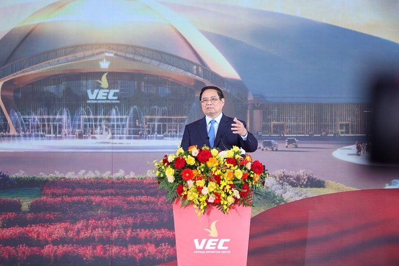 Việt Nam tự tin làm tiếp những công trình thế kỷ Việt Nam tự tin làm tiếp những công trình thế kỷ