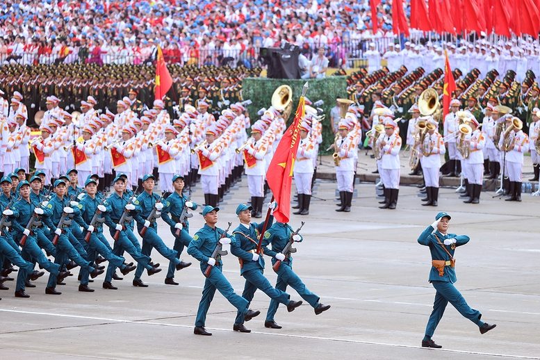 TỔNG THUẬT: Lễ Tổng duyệt chương trình diễu binh, diễu hành kỷ niệm 80 năm Quốc khánh 2/9 TỔNG THUẬT: Lễ Tổng duyệt chương trình diễu binh, diễu hành kỷ niệm 80 năm Quốc khánh 2/9