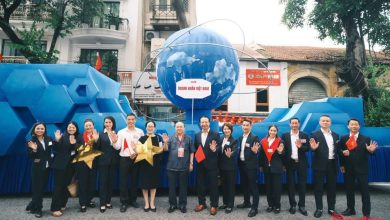 Khối Doanh nhân Việt Nam sơ duyệt diễu binh, diễu hành A80