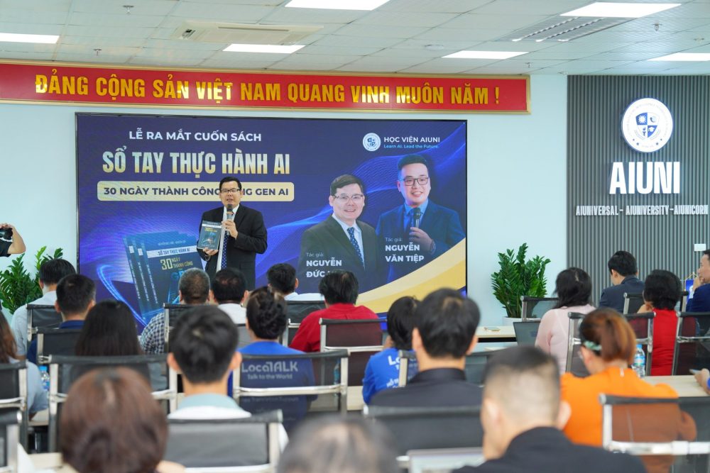Học viện AIUni ra mắt nền tảng đào tạo và Sổ tay Thực hành AI Học viện AIUni ra mắt nền tảng đào tạo và Sổ tay Thực hành AI