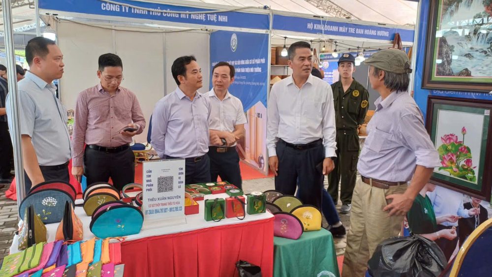 Hà Nội triển khai các hoạt động thúc đẩy sản xuất và tiêu dùng bền vững năm 2025 Hà Nội triển khai các hoạt động thúc đẩy sản xuất và tiêu dùng bền vững năm 2025