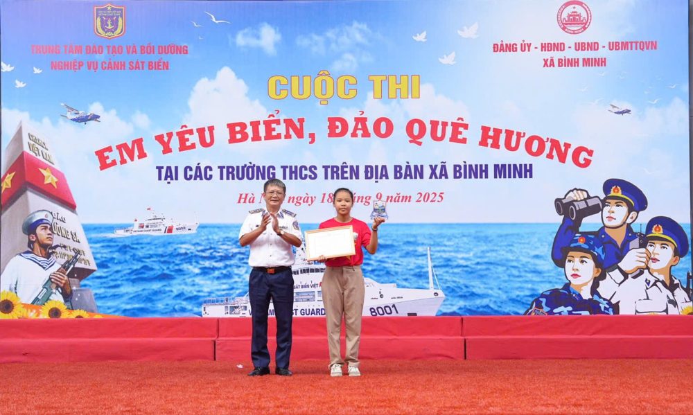 Yêu biển, đảo quê hương không chỉ là trách nhiệm mà đã trở thành tình cảm tốt đẹp của thế hệ trẻ Yêu biển, đảo quê hương không chỉ là trách nhiệm mà đã trở thành tình cảm tốt đẹp của thế hệ trẻ